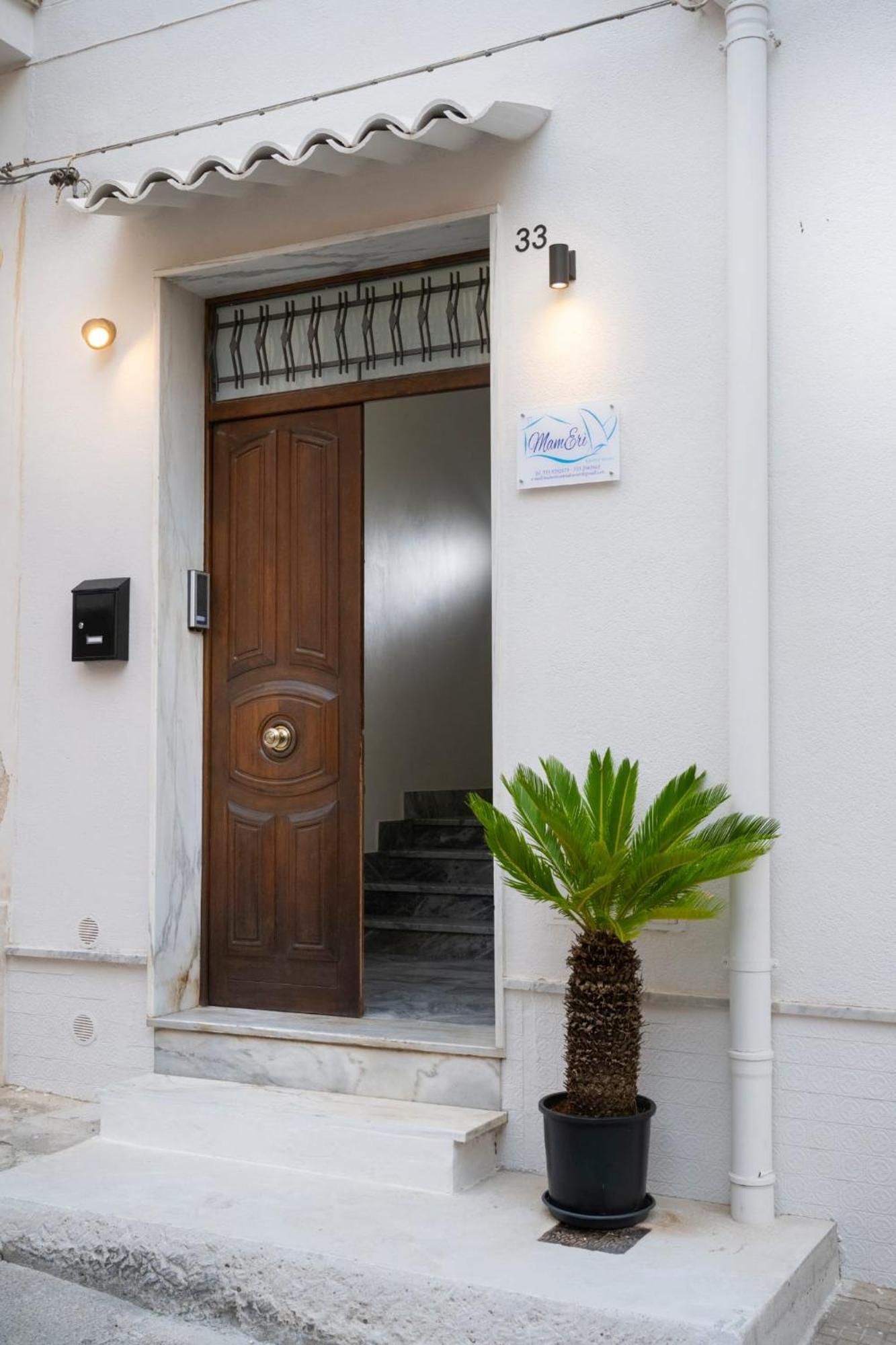 Mameri Central Rooms Castellammare del Golfo Exteriér fotografie